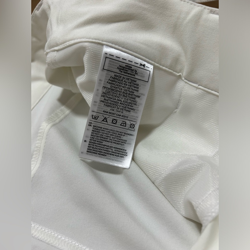 NWT Adidas white golf shorts women’s size 12 - Picture 8 of 11